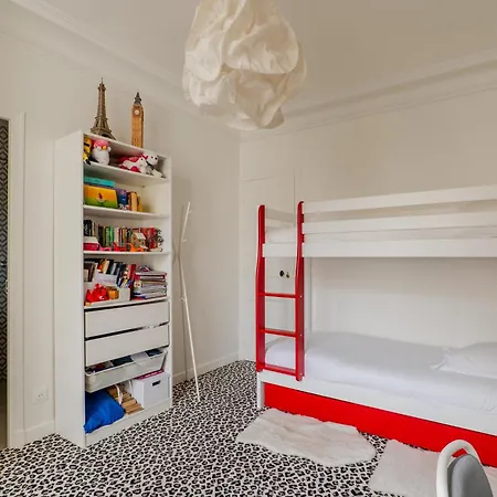 Veeve - Divine Heights Apartment
